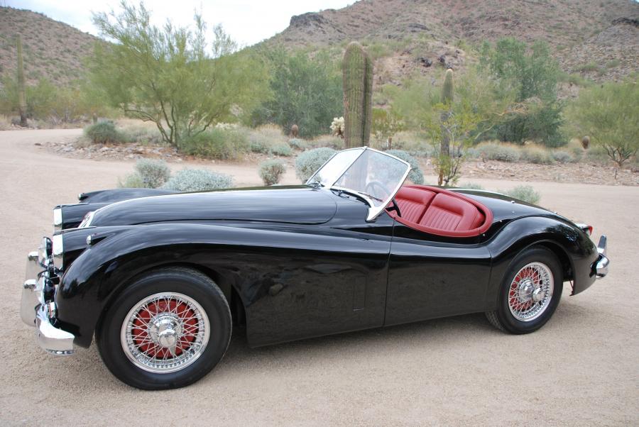  Jaguar XK140 MC Roadster 1955 года  (фото 1 из 2)